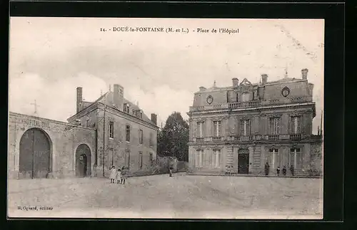 AK Doué-la-Fontaine, Place de l`Hopital