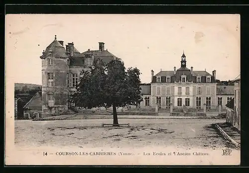 AK Courson-les-Carrières, Les Ecoles et l`Ancien Chateau