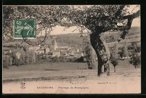 AK Vaudeurs, Paysage de Bourgogne