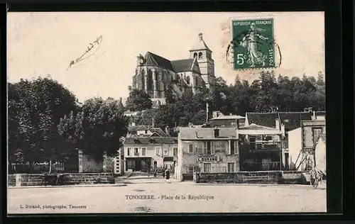 AK Tonnerre, Place de la République