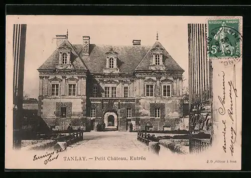 AK Tanlay, Petit Chateau, Entrée