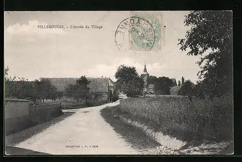 AK Villebougis, L`entrée du Village