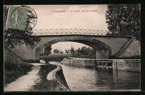 AK Courlon, Le Pont sur le Canal