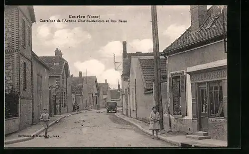 AK Courlon, Carrefour de l`Avenue Charles-Mazières et Rue Basse