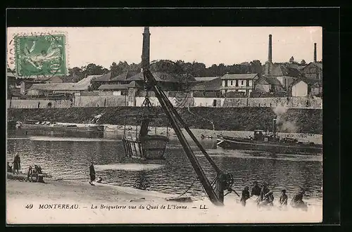 AK Montereau, La Briqueterie vue du Quai de l`Yonne