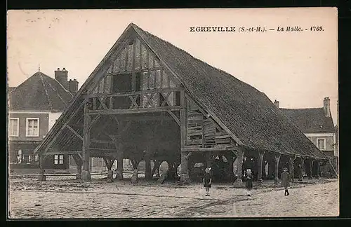 AK Egreville, La Halle