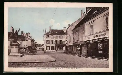 AK Rozay-en-Brie, Place de la République