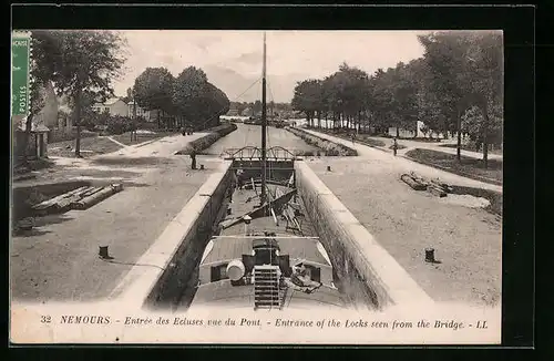AK Nemours, Entrée des Ecluses vue du Pont