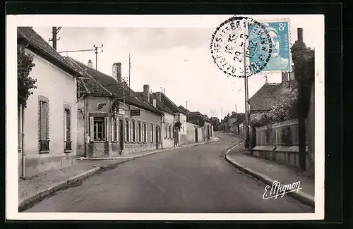 AK Bazoches-les-Bray, La Grande Rue