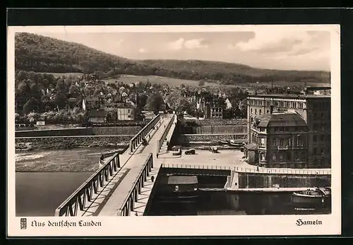 AK Hameln, Panoramablick mit Brücke
