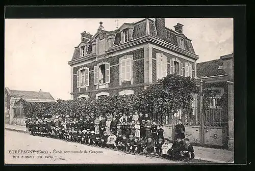 AK Etrépagny, École communale de Garcons