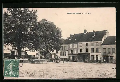 AK Viels-Maisons, La Place