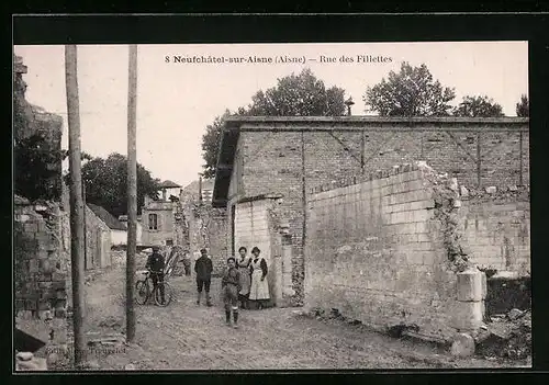 AK Neufchatel-sur-Aisne, Rue des Fillettes