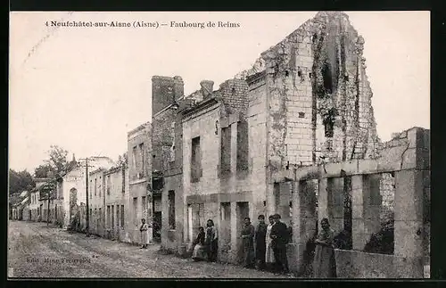 AK Neufchatel-sur-Aisne, Faubourg de Reims