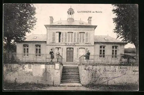 AK Laversine, Mairie