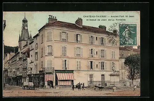 AK Chateau-Thierry, Ancien Fort St. Jean et Statue de Jean de la Fontaine