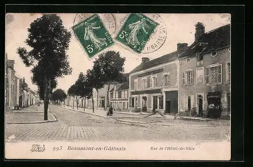 AK Beaumont-du-Gatinais, Rue de l`Hotel de Ville