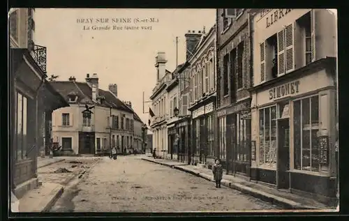 AK Bray-sur-Seine, La Grande Rue