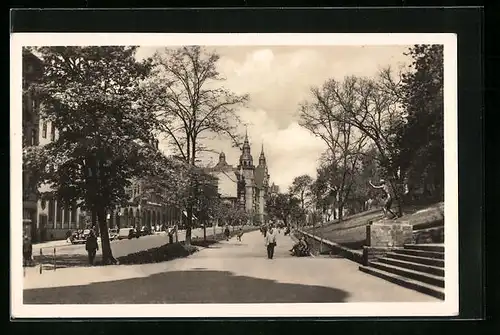 AK Halle /Saale, Strasse Hanse-Ring mit Passanten