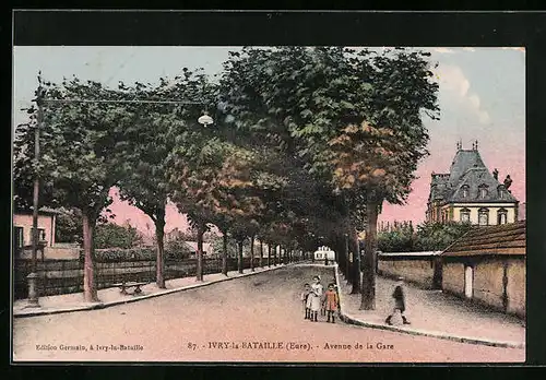 AK Ivry-la-Bataille, Avenue de la Gare