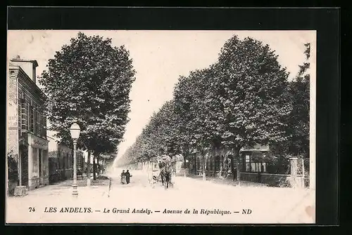 AK Les Andelys, Le Grand Andely, Avenue de la République