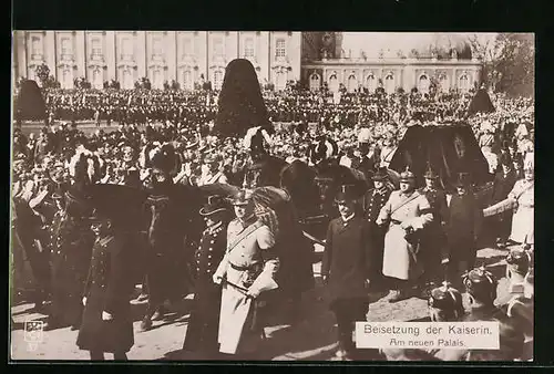 AK Beisetzungzug Kaiserin Auguste Victoria Königin von Preussen am neuen Palais