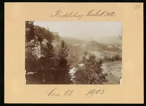 Fotografie Brück & Sohn Meissen, Ansicht Rudelsburg, Saalepartie mit der Rudelsburg und Burg Saaleck