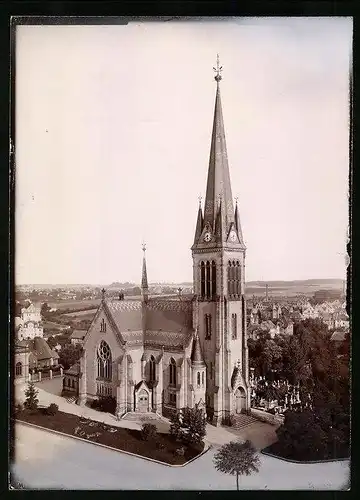 Fotografie Brück & Sohn Meissen, Ansicht Geringswalde, Blick auf die Stadtkirche mit Friedhof