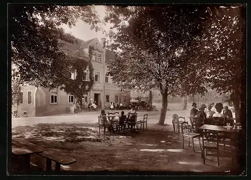 Fotografie Brück & Sohn Meissen, Ansicht Geringswalde, Partei am Gasthaus Rinnmühle, Ansichtskarten Automat