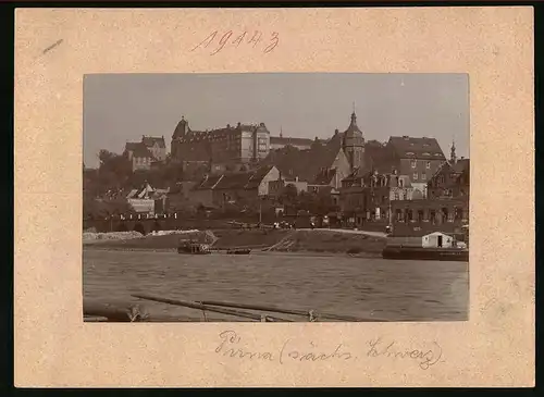 Fotografie Brück & Sohn Meissen, Ansicht Pirna, Blick zur Stadt mit Haus Pirnaer Anzeiger und Schloss