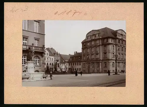 Fotografie Brück & Sohn Meissen, Ansicht Döbeln, Marktplatz mit Feinbäckerei Reinhard Weck & Central-Halle