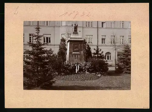 Fotografie Brück & Sohn Meissen, Ansicht Radeberg, Blick auf das Bismarckdenkmal
