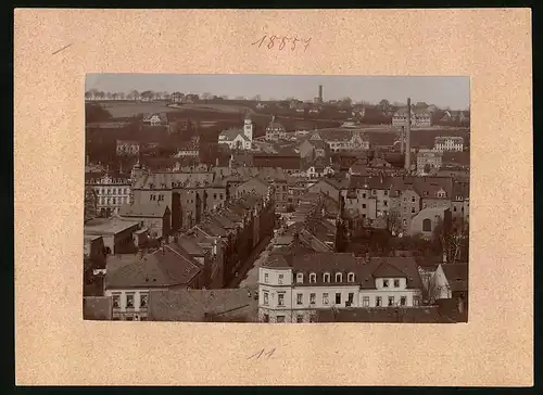 Fotografie Brück & Sohn Meissen, Ansicht Döbeln i. Sa., Stadtpanorama mit Strassenpartie mit Döbelner Wagenfabrik