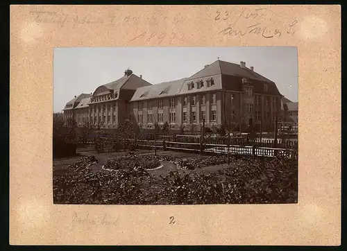 Fotografie Brück & Sohn Meissen, Ansicht Freiberg i. Sa, III. Infanterie-Regiment Nr. 182 1. Batl., Mannschaftsgebäude