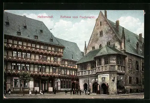 AK Halberstadt, Rathaus mit Gasthaus Ratskeller vom Fischmarkt