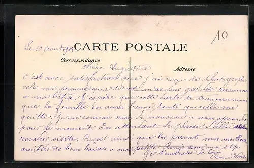 AK Mont-Notre-Dame, L`Église et le Château, Vue d`ensemble prise du Pont du Chemin de fer