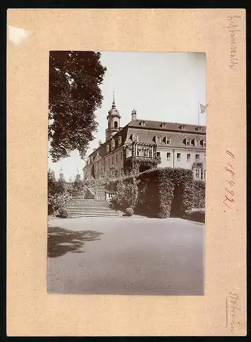 Fotografie Brück & Sohn Meissen, Ansicht Niederwiesa, Blick auf das Schloss Lichtenwalde mit Treppenaufgang