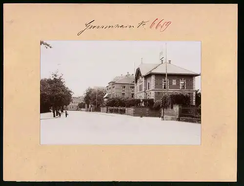 Fotografie Brück & Sohn Meissen, Ansicht Grossenhain, Wohnhäuser an der Promenade