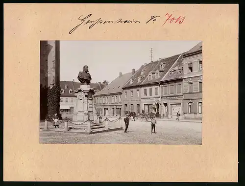 Fotografie Brück & Sohn Meissen, Ansicht Grossenhain, Kirchplatz mit Kaiser Wilhelm Denkmal, Geschäfte