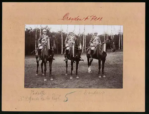 Fotografie Brück & Sohn Meissen, Ansicht Dresden, Königlich Sächsisches Gardereiter-Regiment - Vedette