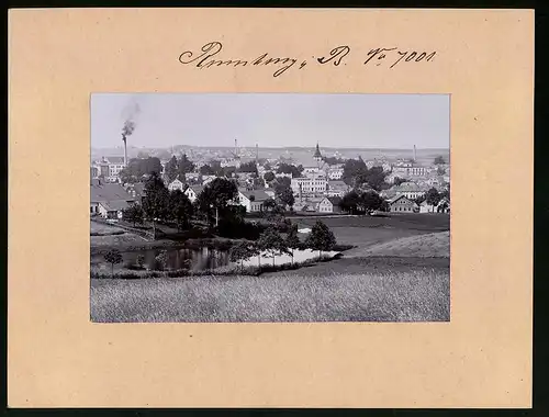 Fotografie Brück & Sohn Meissen, Ansicht Rumburg / Böhmen, Panorama der Stadt mit Weiher