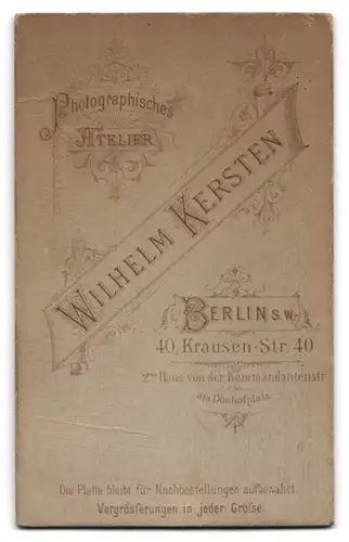 Fotografie Wilhelm Kersten, Berlin-SW, Krausen-Str. 40, Älterer Herr im Anzug mit Vollbart