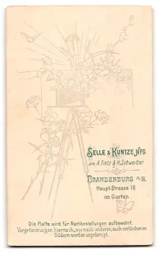 Fotografie Selle & Kuntze, Brandenburg a. H., Hauptstrasse 16, Soldat mit dünnem Oberlippenflaum in Uniform