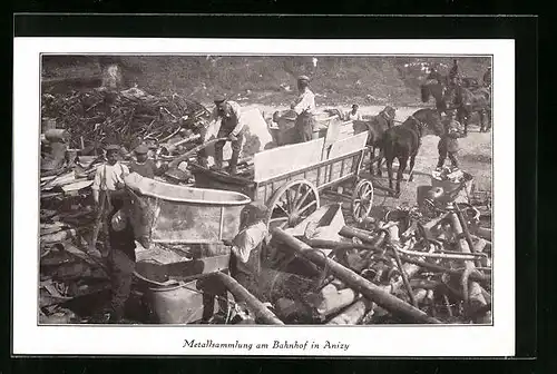 AK Anizy, Metallsammlung am Bahnhof