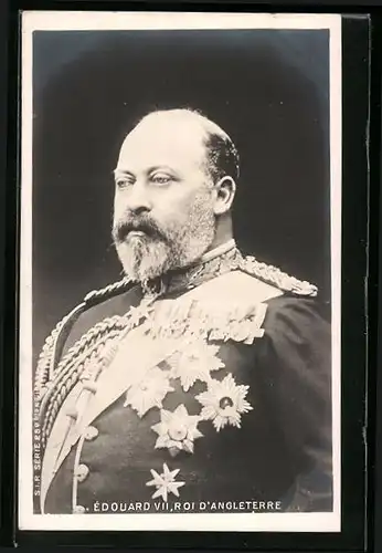AK König Edward VII. von England in ordengeschmückter Uniform