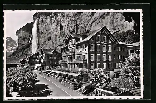 AK Lauterbrunnen, Hotel Oberland mit Strassenpartie