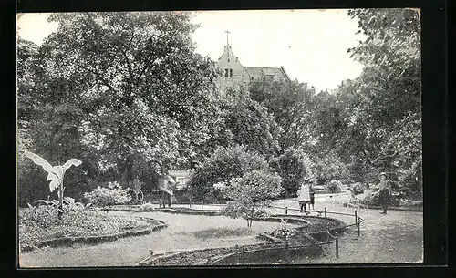 AK Neisse, Viktoriaplatz mit Park