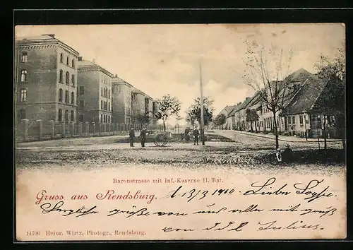 AK Rendsburg, Baronstrasse mit Inf.-Kaserne II. Bat.