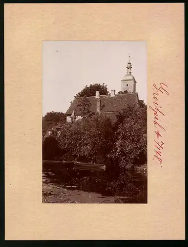 Fotografie Brück & Sohn Meissen, Ansicht Groitzsch, Blick auf die Kirche an der Schwennigke
