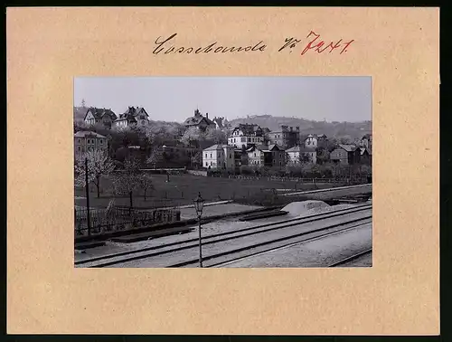 Fotografie Brück & Sohn Meissen, Ansicht Cossebaude, Blick auf den Eichberg vom Bahnhof aus gesehen
